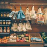 Les alternatives durables aux emballages alimentaires en supermarché : comment réduire son impact ?